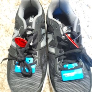 New Balance 517v2 Tennis Shoes Size 8w